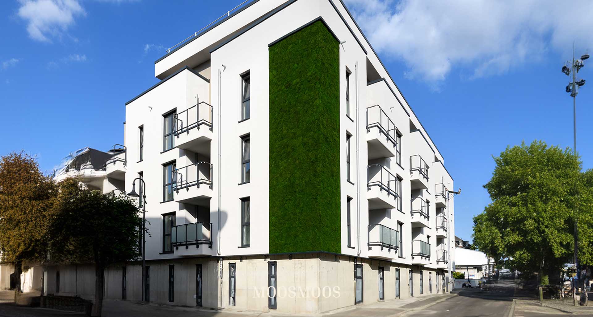 Fachada de musgo Greenovation en el edificio de Reuter Bau en Euskirchen