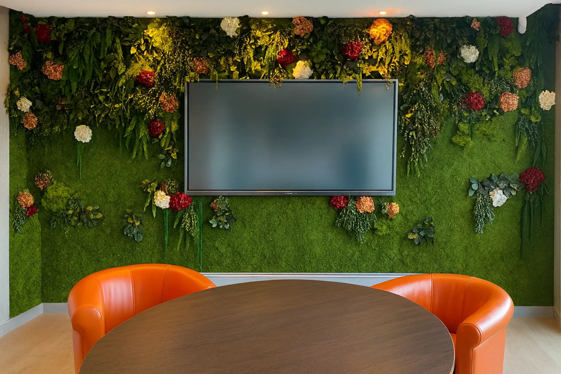 Espaciado verde en la sala de conferencias «Botanical Sky» — Espaciado verde en el techo de MOOSMOOS