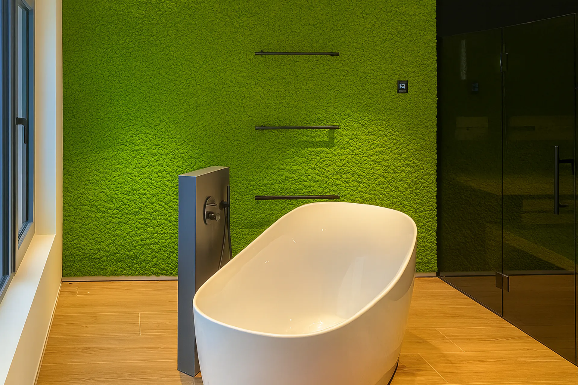 Pared de musgo para baño de bienestar y spa — Decoración vegetal para paredes de MOOSMOOS