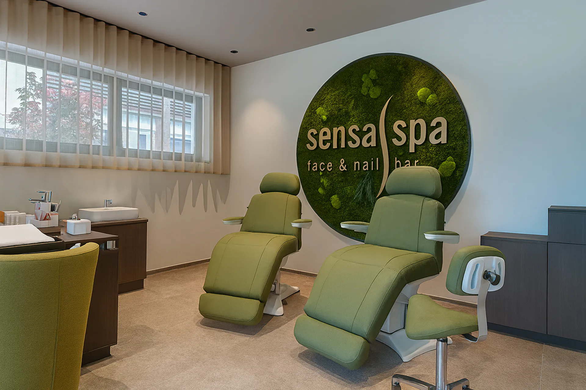 Logotipo de la recepción de Moos Spa — Logotipo de Moos, de MOOSMOOS