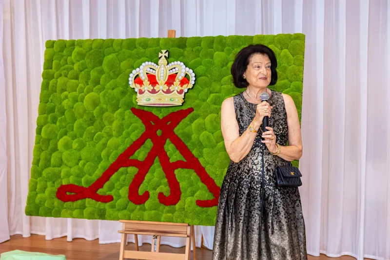 Discurso solemne ante la obra de arte de 2 × 1,5 metros de musgo de bola premium